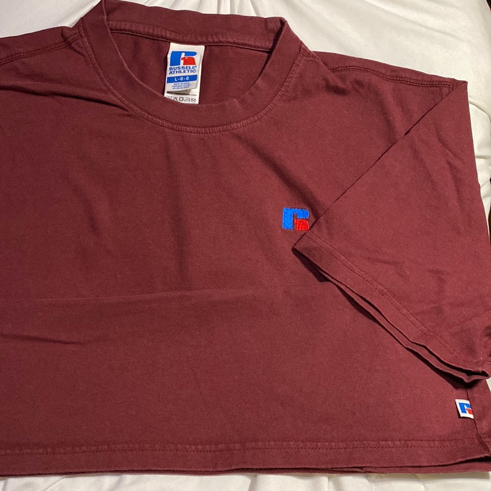 RUSSEL ATHLETIC burgundy t shirt